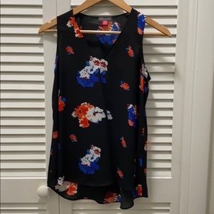 Vince Camuto V-neck tank